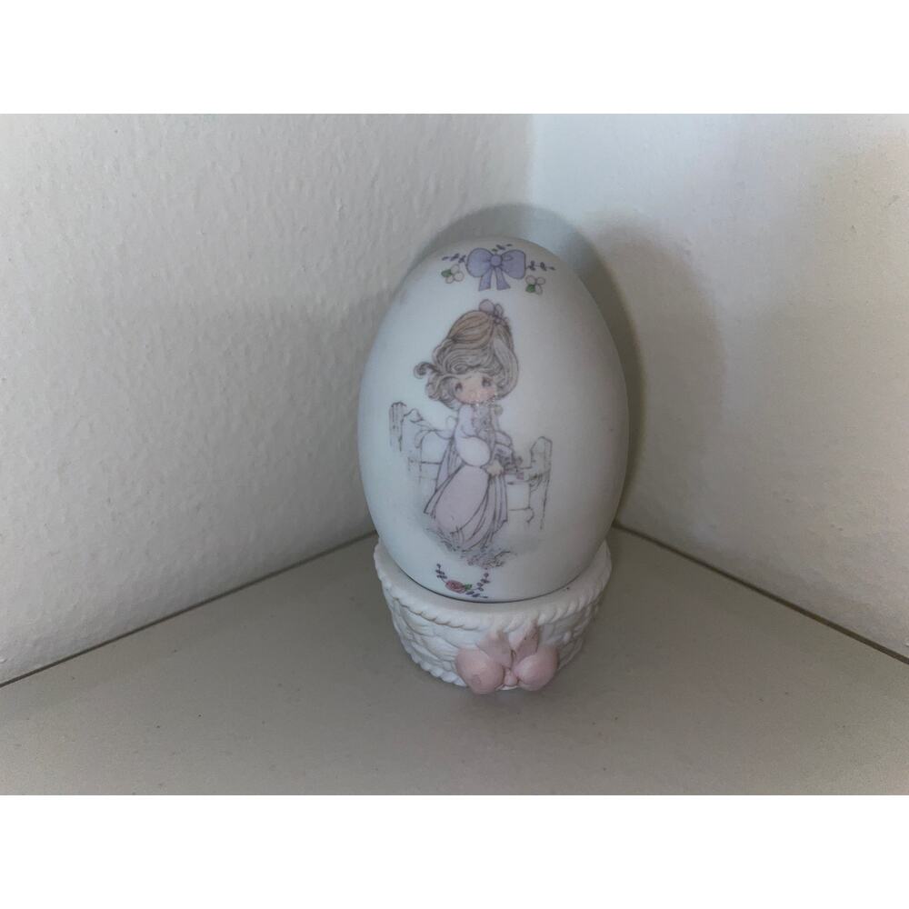 Precious Moments Figurine "Easter Egg 1991" 2.5" 1991 Enesco With‎ Stand